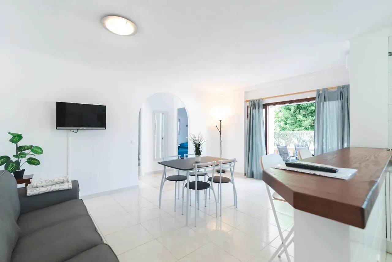 Apartments Residencial Cala Ferrera